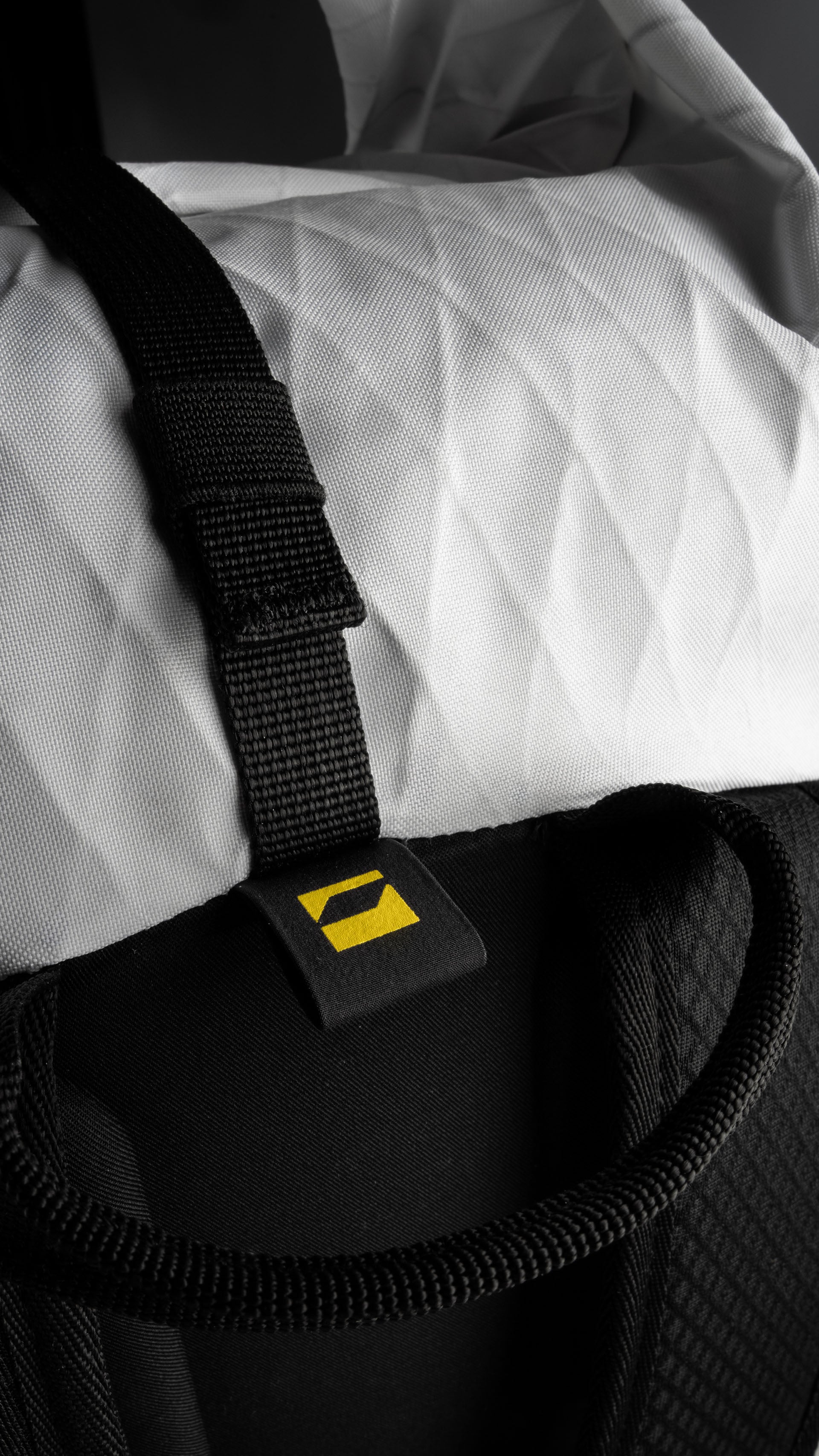 grivel-spartan-x-20-mochila-de-alpinismo-ultraligera-de-20l-en-x-pac image 4